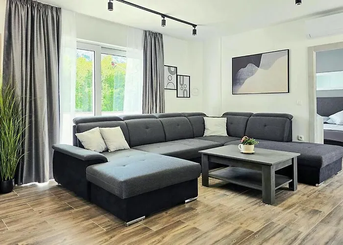 Villa Lux With Swimming Pool *