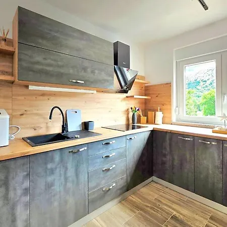 Lux With Swimming Pool