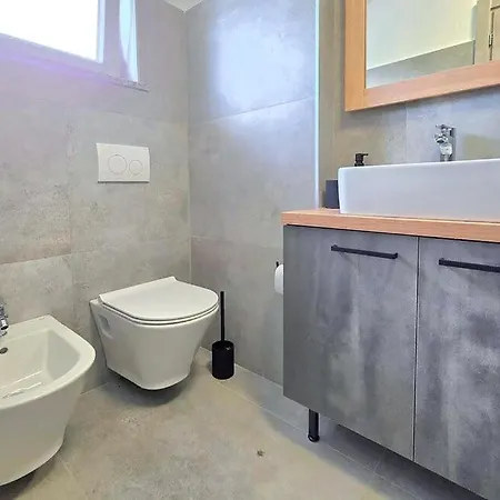 Villa Lux With Swimming Pool